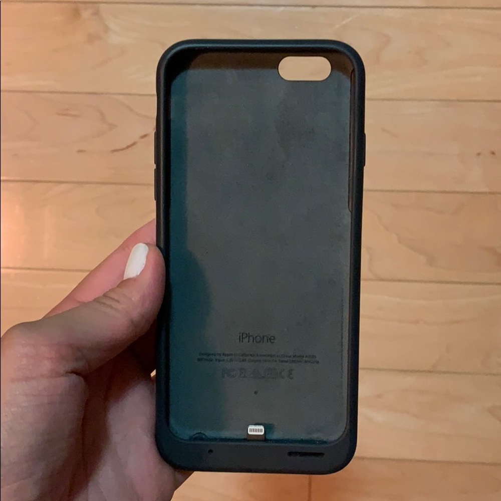 Apple IPhone Charging Case